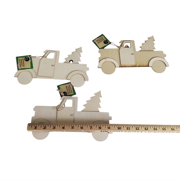 New Crafter's Square DIY Wood Christmas Signs Crafting/Painting - Picture 3 of 10